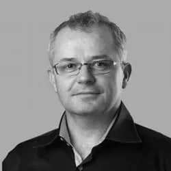 Portrait of Christophe Devins, professional in medical device regulatory compliance.